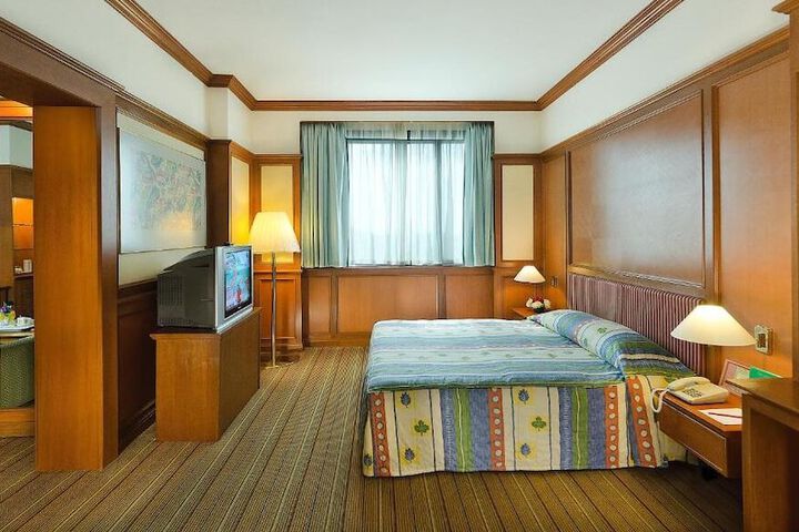 Room 22 of 70