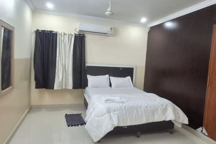 Room 21 of 36