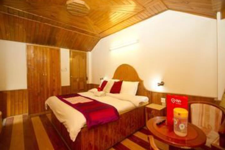 Room 16 of 36