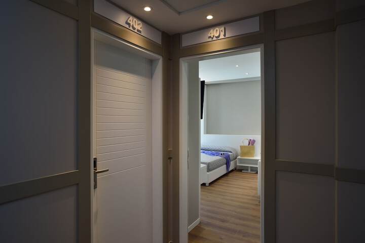 Room 7 of 56