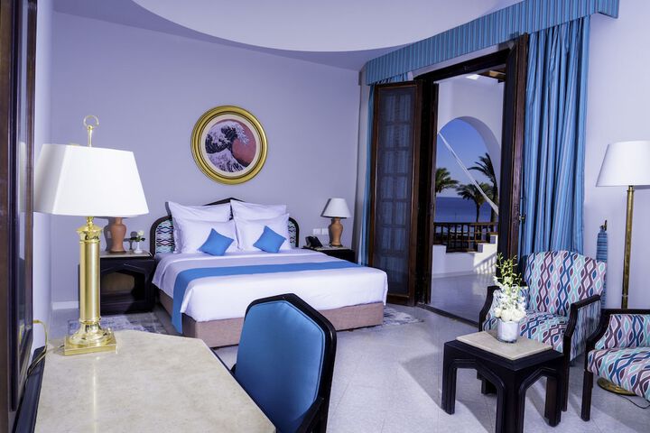 Room 11 of 75