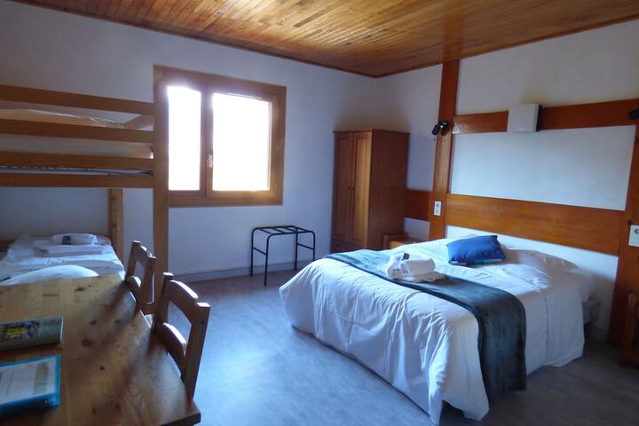 Room 7 of 49