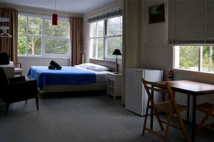 Room 14 of 68