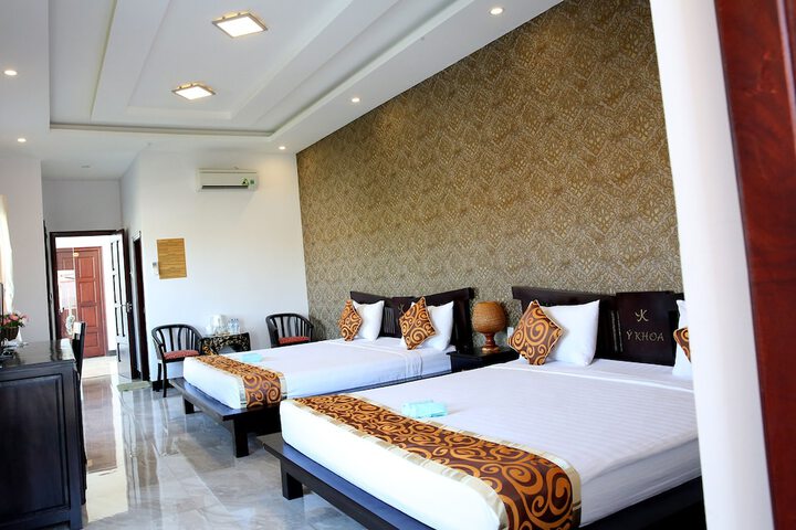 Room 44 of 84