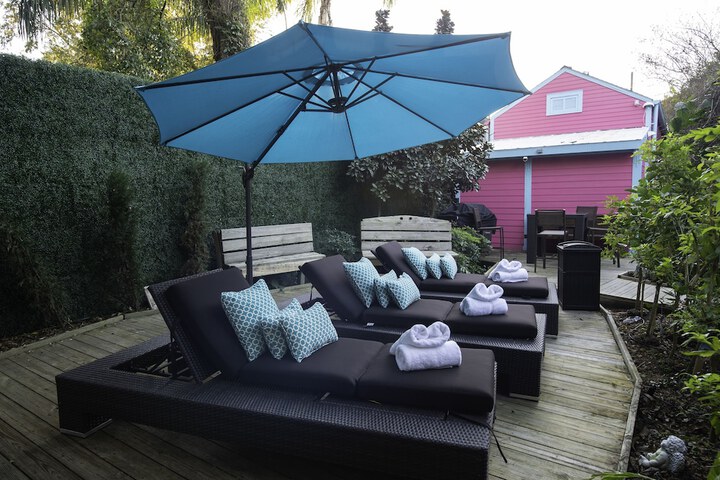 Sundeck 26 of 35