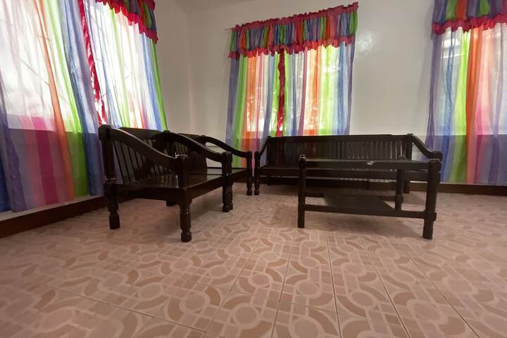 Room 99 of 200