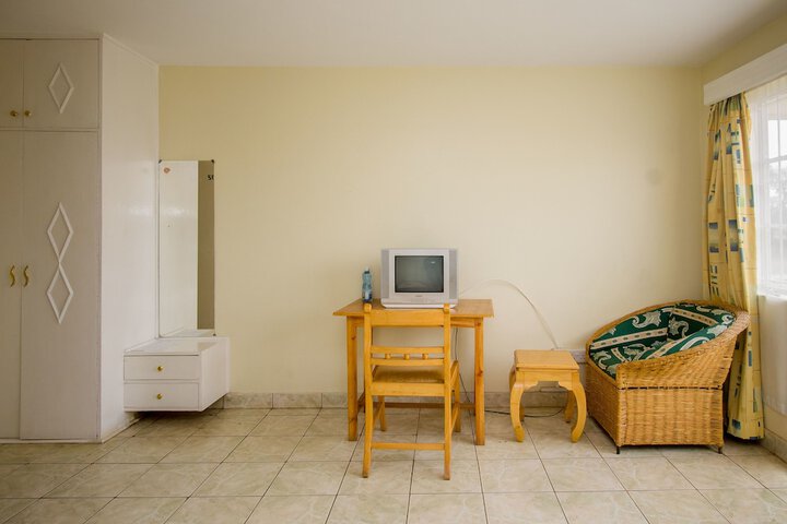 Room 15 of 57