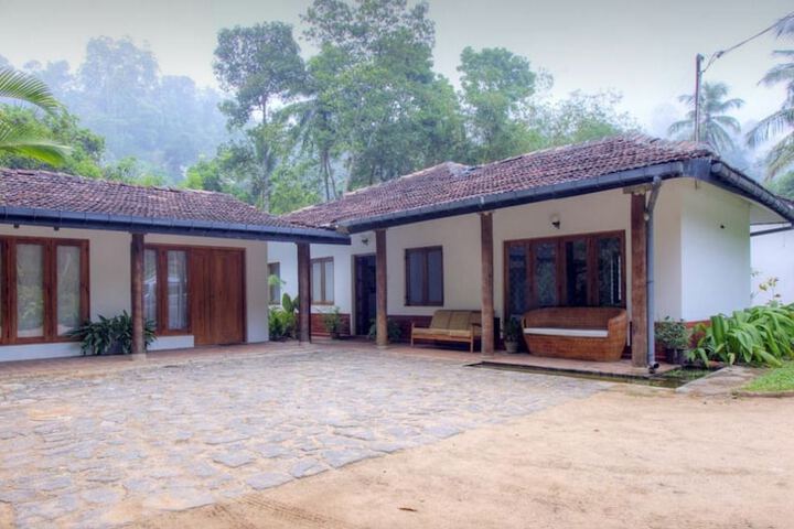 Clove Garden Hotel