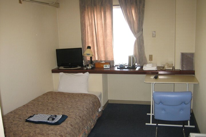 Room 10 of 48