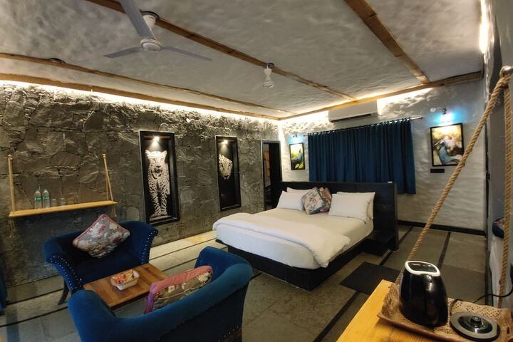 Room 21 of 56