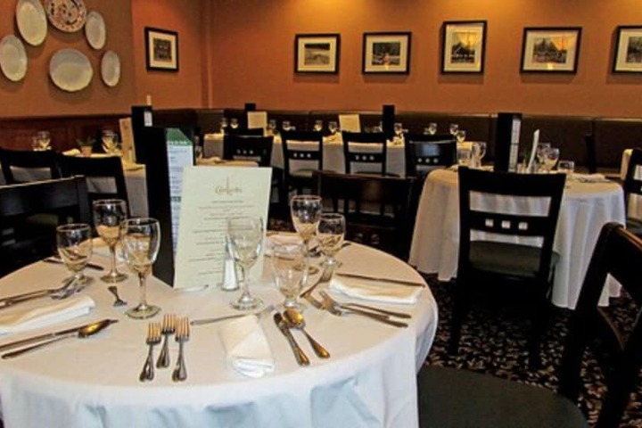 Dining 89 of 123