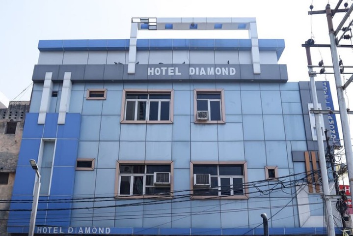 GOROOMGO DIAMOND PLAZA RAJGIR