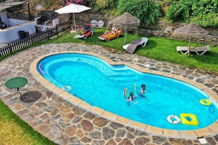 Pool 67 of 115