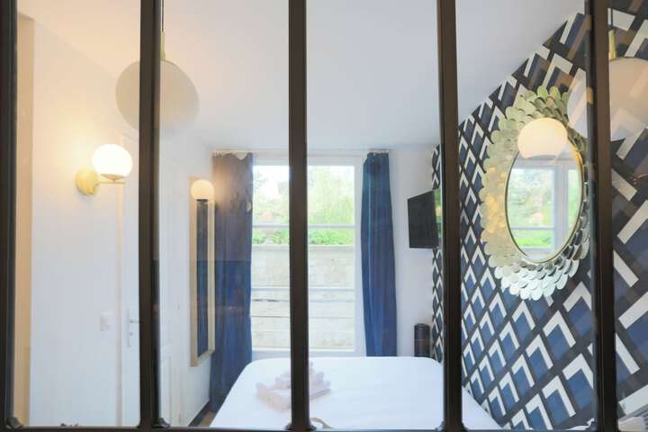 Room 3 of 55