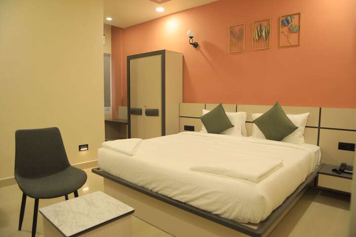 Room 29 of 114