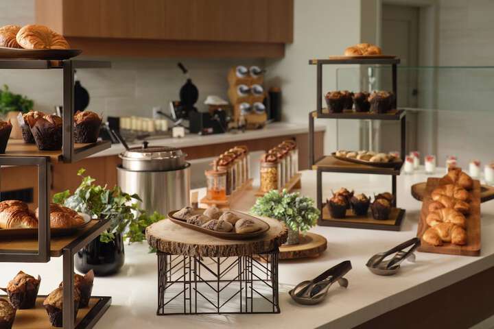 Breakfast/Coffee Service 67 of 90