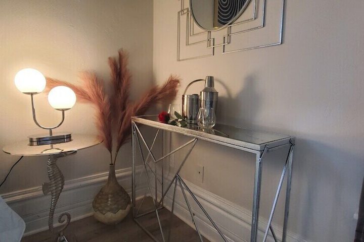Room 81 of 181