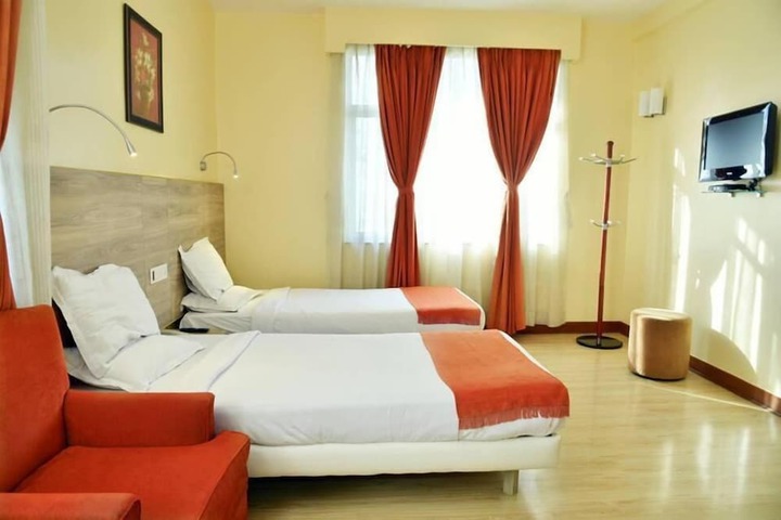 Room 17 of 41