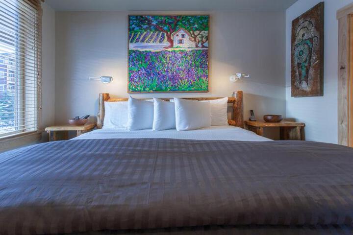 Room 32 of 134