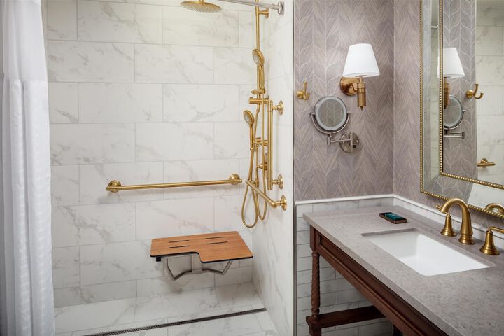 Bathroom shower