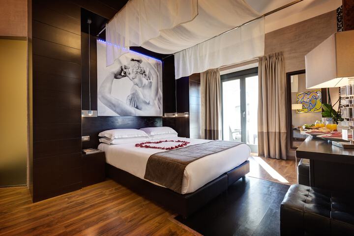 Room 36 of 84