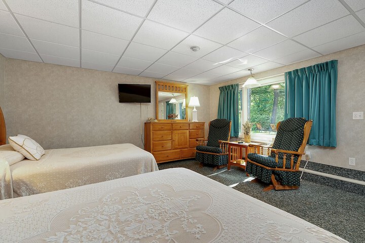 Room 113 of 167