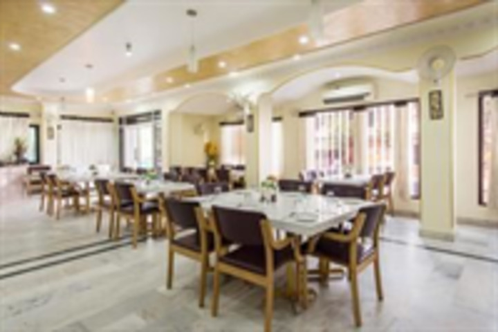 OYO ROOMS MANSAROVAR METRO STATION