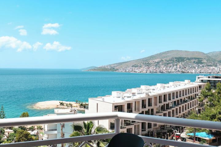 Saranda Hotel