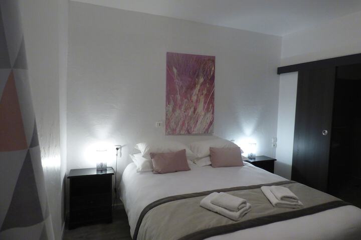 Room 8 of 31