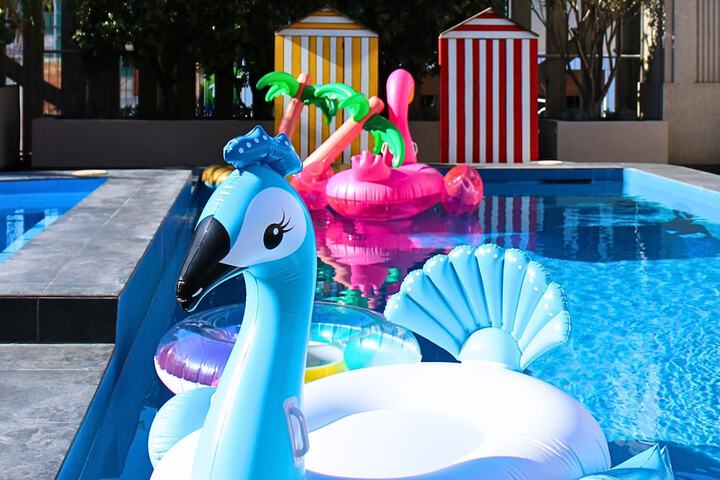 Hotel with Pool