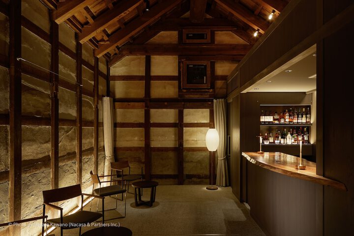 Lounge 58 of 65