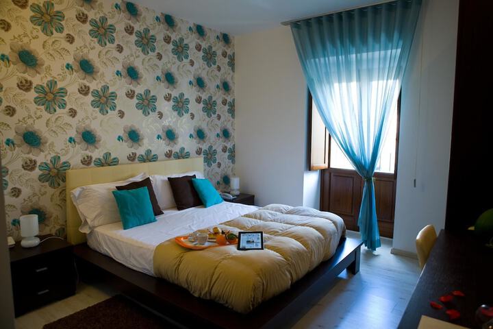Room 4 of 50