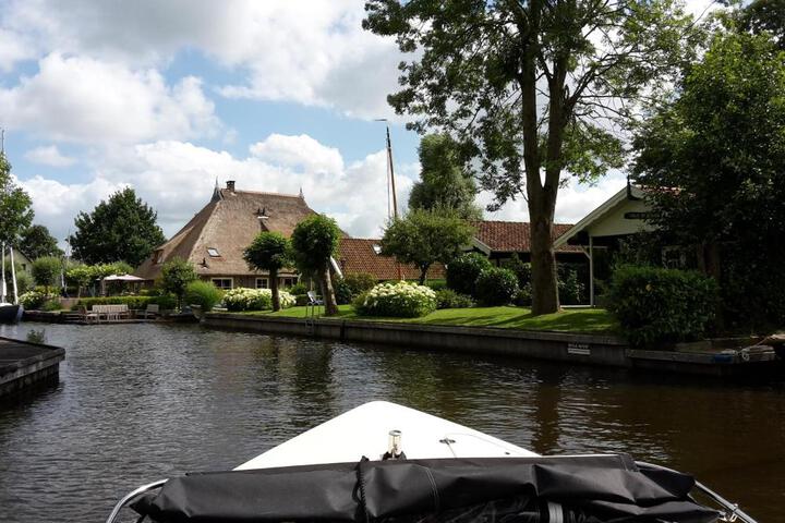 dOude Herbergh vakantiehuizen aan het water