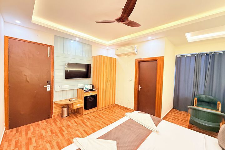 Room 18 of 40