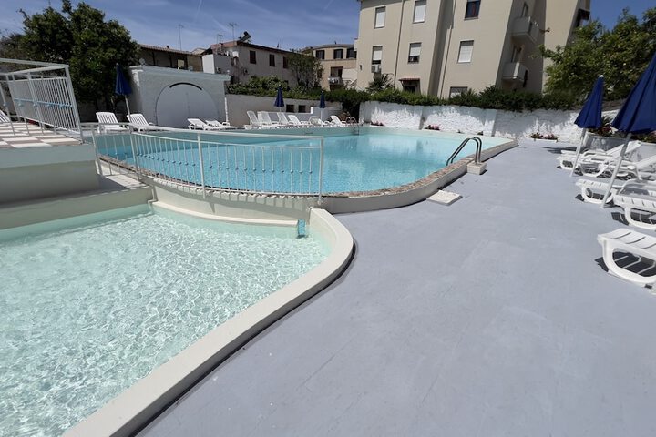 Pool 39 of 57