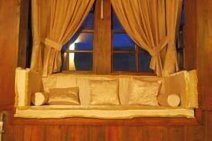 Room 5 of 21