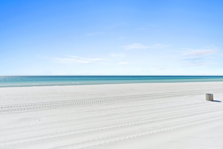 Beach 92 of 100