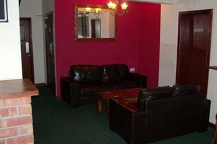 Room 18 of 18