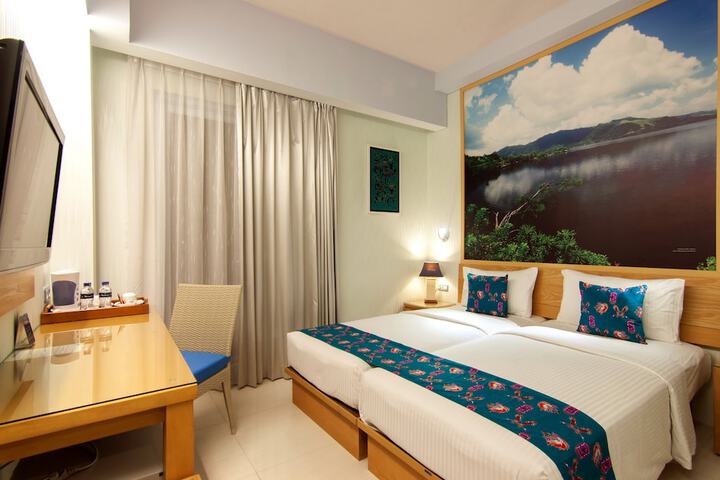 Room 15 of 60