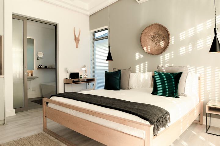 Room 8 of 51