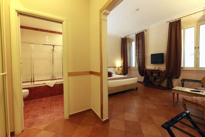 Room 8 of 73