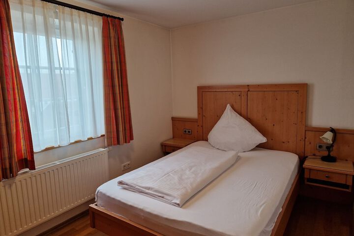 Room 26 of 52