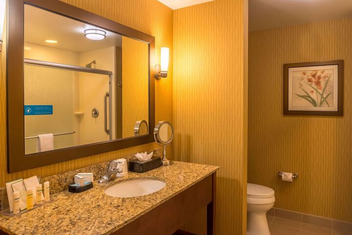 Bathroom shower