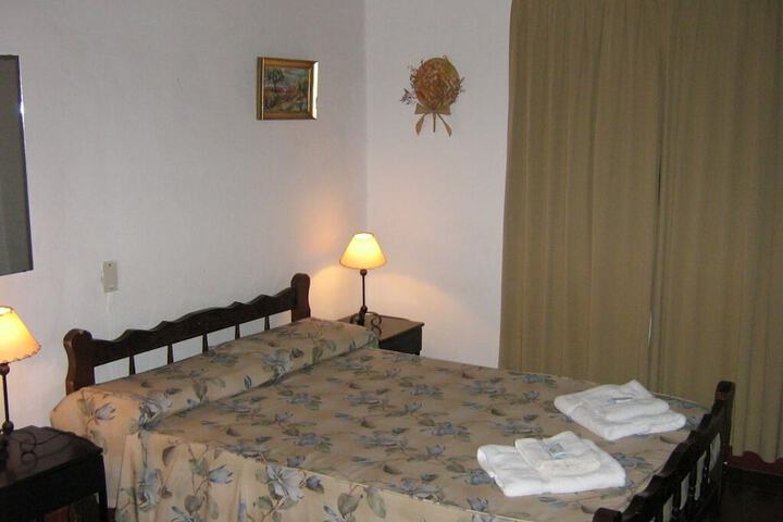 Room 9 of 112