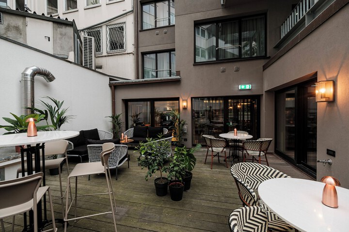 Terrace/Patio 54 of 58