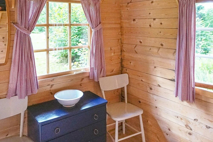 6 Person Holiday Home in Allingsås Sverige
