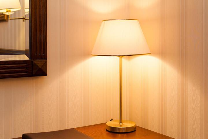 Room 19 of 37