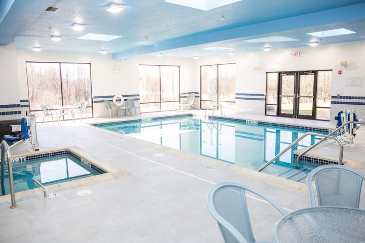 Pool Hotel