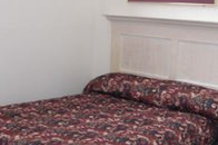 Room 27 of 44