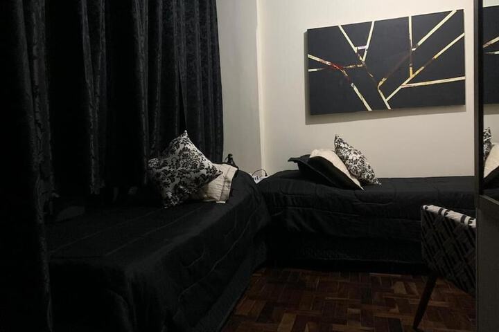 Room 14 of 27